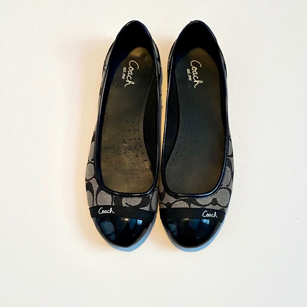 Comfortable Coach Black Flats